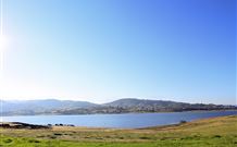 Ibis Styles Albury Lake Hume Resort - Rental Cars 0