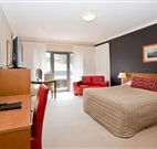Berry Village Boutique Motel - Berry - Rental Cars