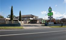 Ibis Styles Orange - Orange - Rental Cars 0
