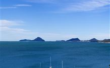 Ibis Styles Port Stephens Salamander Shores - Soldiers Point - Rental Cars 0
