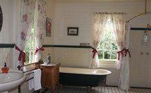 Arcadia Bed And Breakfast - Rental Cars 0