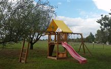 Wagga Wagga Country Cottages - - Rental Cars 4