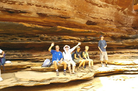 Kalbarri YHA - Rental Cars 4