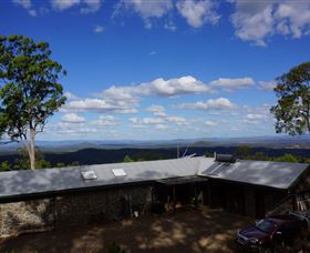 The Stonehouse Retreat - Rental Cars 2