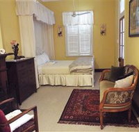 Guy House Bed and Breakfast - Rental Cars