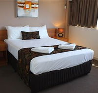 Gladstone Reef Hotel Motel - Rental Cars