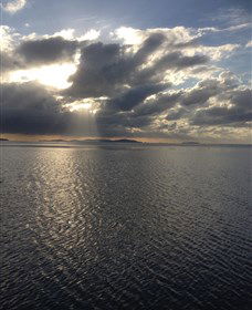 ISLAND VIEW CARAVAN PARK - Rental Cars 1