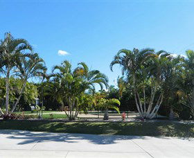 Tin Can Bay Tourist Park - Rental Cars 1