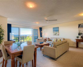 Atlantis Marcoola Beachfront Resort - Rental Cars 1