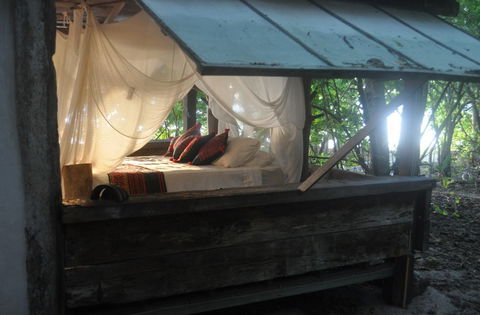 Haggerstone Island Resort - Rental Cars 5