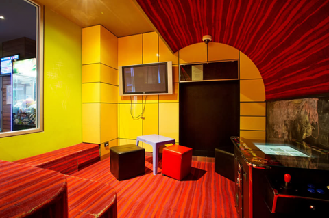 Hinterland Hotel - Rental Cars 12