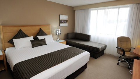 BEST WESTERN PLUS Launceston - Rental Cars 4