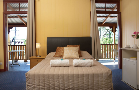 Yandina Hotel - Rental Cars 10