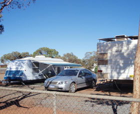 Menzies Caravan Park - Rental Cars 0