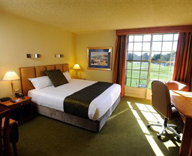 Country Club Tasmania - Rental Cars 2