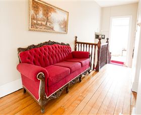 Montacute Boutique Bunkhouse - Rental Cars 2