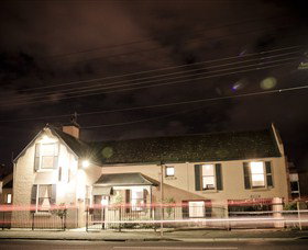Mews Motel - The - Rental Cars 4