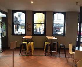 Star Bar Cafe & Hotel - Rental Cars 5