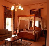 Gattonside Heritage Accommodation - Rental Cars