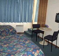 Marquis Hotel Motel - Rental Cars