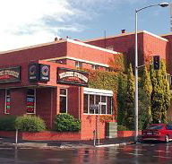 Welcome Stranger Hotel - Rental Cars