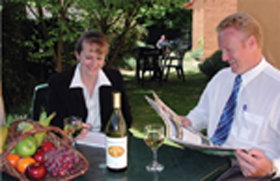 Elphin  Motel & Serviced Apartments - Rental Cars 1
