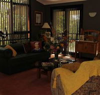 Asimatree Bed  Breakfast and Art Garden - Rental Cars