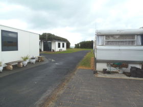Apex Beachside Holiday Park - Rental Cars 1