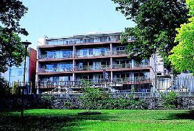 North Lodge - Rental Cars 0