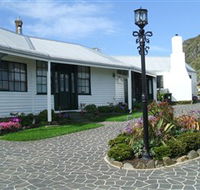 Touchwood Cottages  Craft Gallery  Cafe - Rental Cars