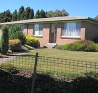 Sheffield Pioneer Holiday Units - Rental Cars