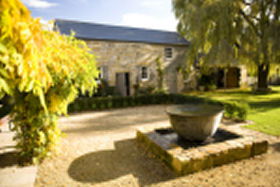 The Red Feather Inn - Rental Cars 0