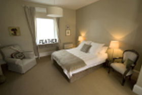 The Red Feather Inn - Rental Cars 1