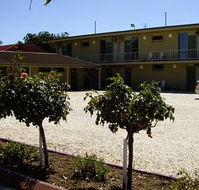 Big River Motel - Rental Cars