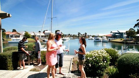 Captains Cove Resort - Rental Cars 5