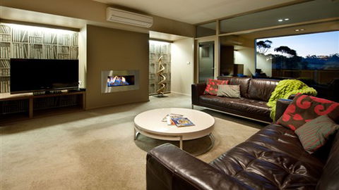 Mineral Spa Villas - Rental Cars 0