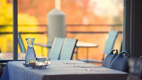 Ibis Styles Albury Lake Hume Resort - Rental Cars 6