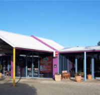 Paddle Steamer Motel - Rental Cars