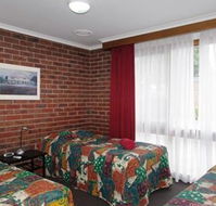 Kardinia Park Motel - Rental Cars
