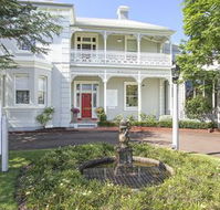 The Riversleigh - Rental Cars