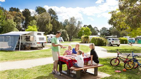 RACV Cobram Resort - Rental Cars 1