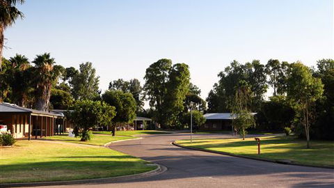 RACV Cobram Resort - Rental Cars 2