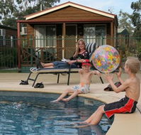 Lake Fyans Holiday Park - Rental Cars
