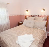 Glazebrook Cottage BB Ballarat - Rental Cars