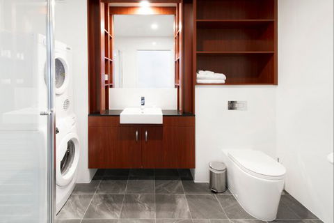 Abode Narrabundah - Rental Cars 4