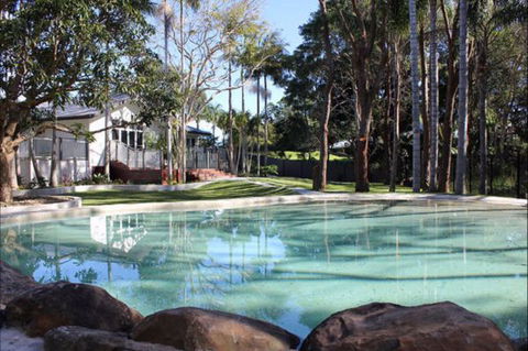 Away On Belongil Fields - Rental Cars 0