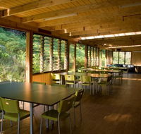 Land's Edge Chowder Bay Lodge