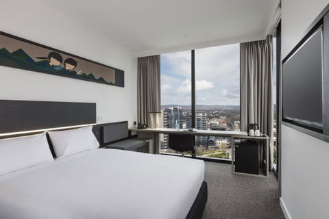 Ibis Adelaide - Rental Cars 0