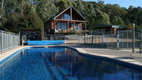 Karoonda Olive Grove Retreat At Mt Buffalo Olives - Rental Cars 0