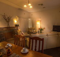 Benson House and Benson Lodge - Rental Cars